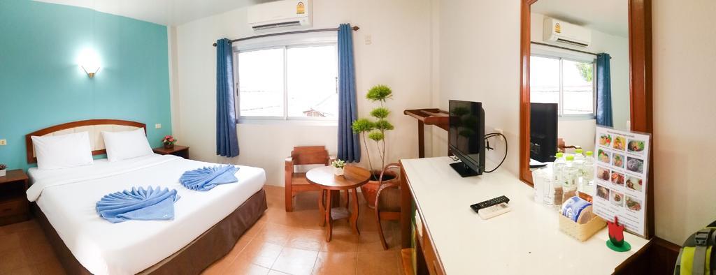 J.Holiday Inn Krabi Exterior photo